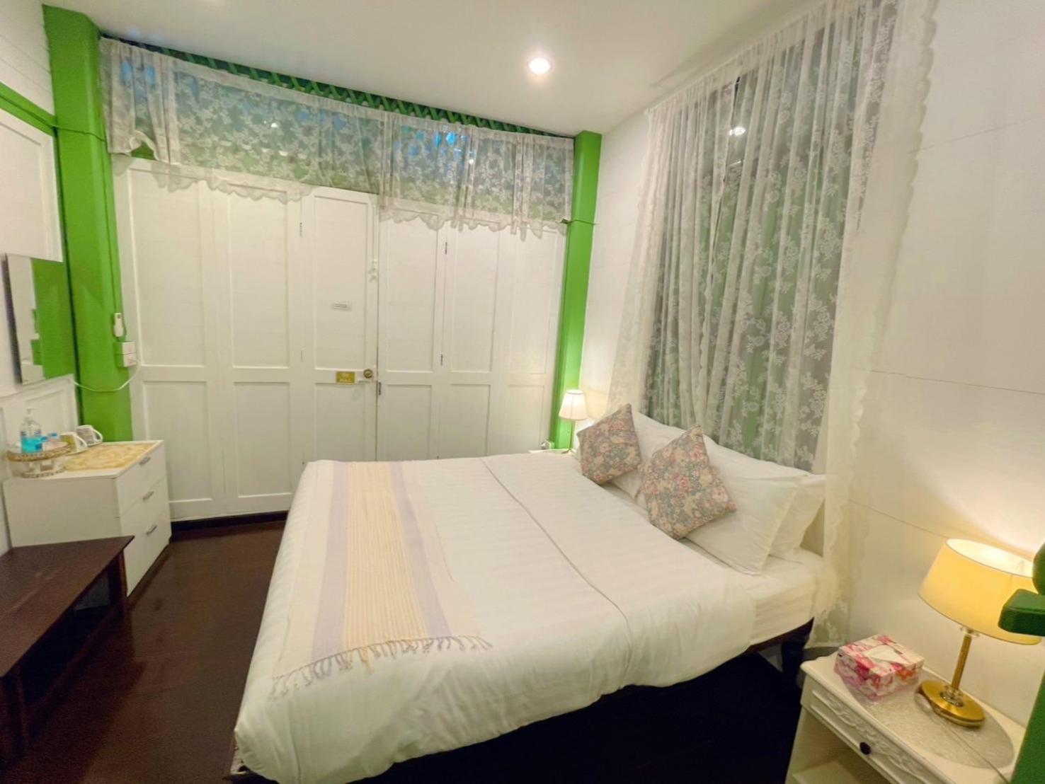 Green Teak House Bangkok Eksteriør bilde