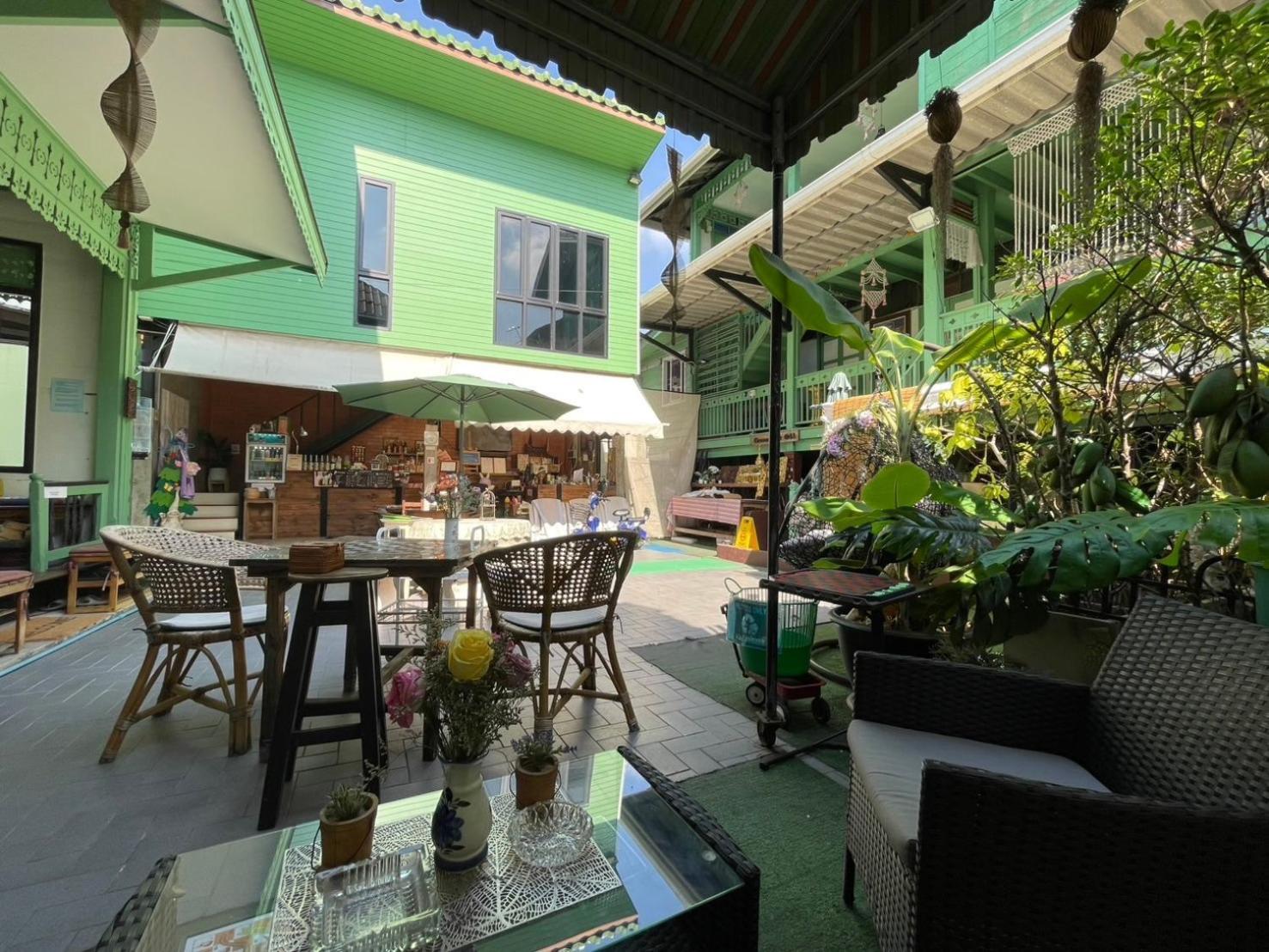 Green Teak House Bangkok Eksteriør bilde