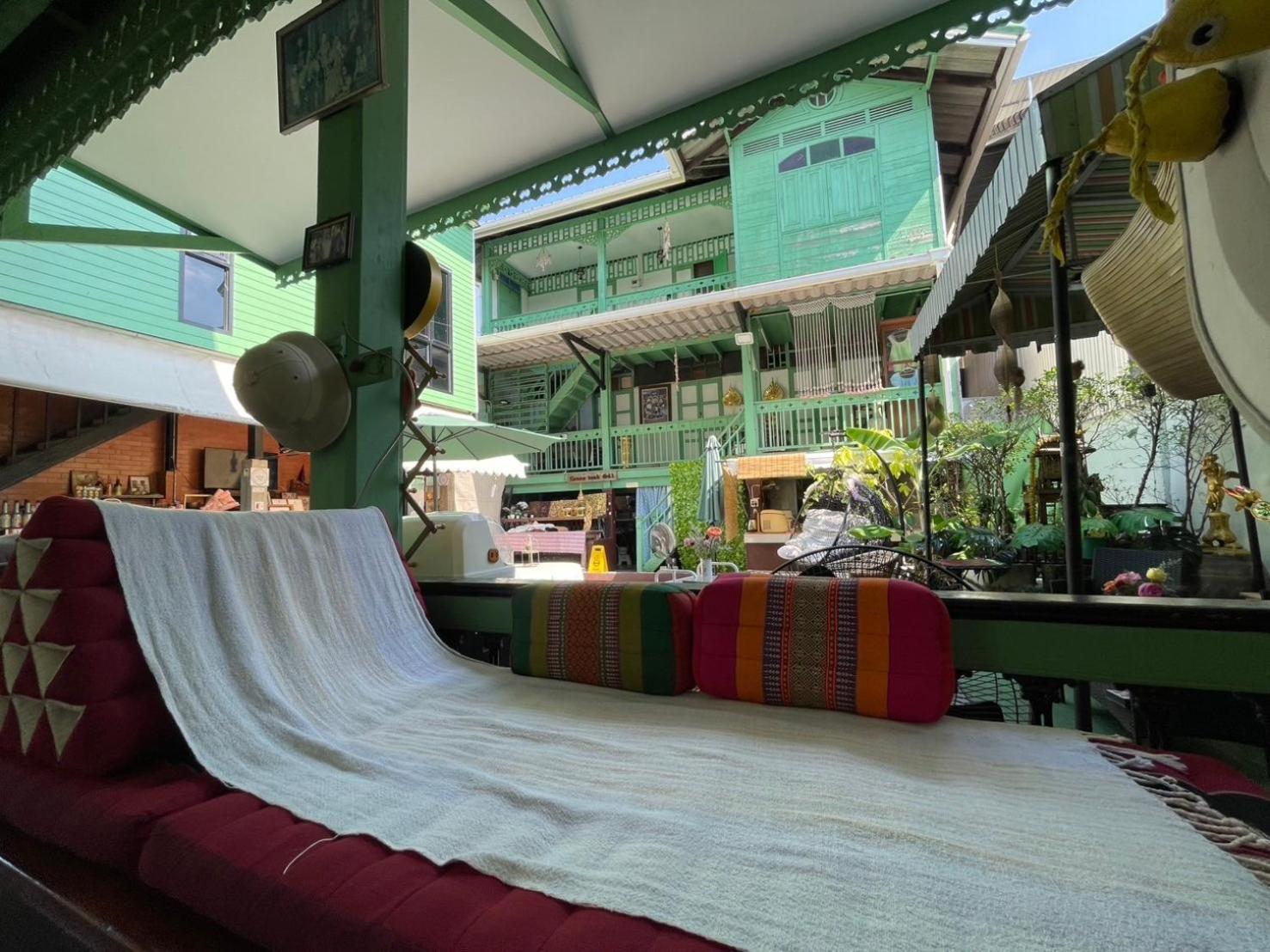 Green Teak House Bangkok Eksteriør bilde