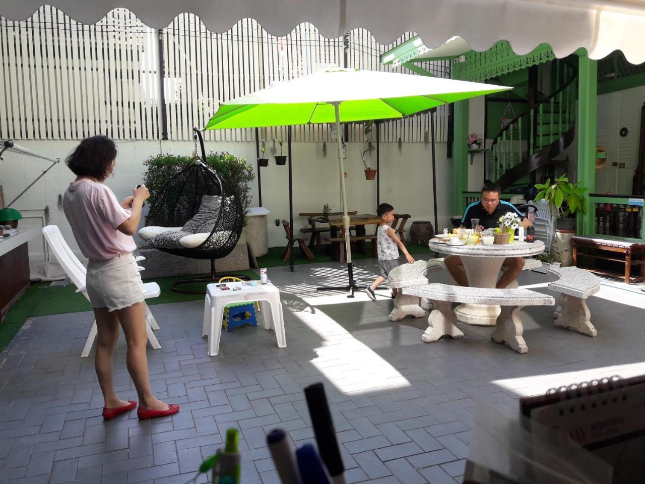 Green Teak House Bangkok Eksteriør bilde